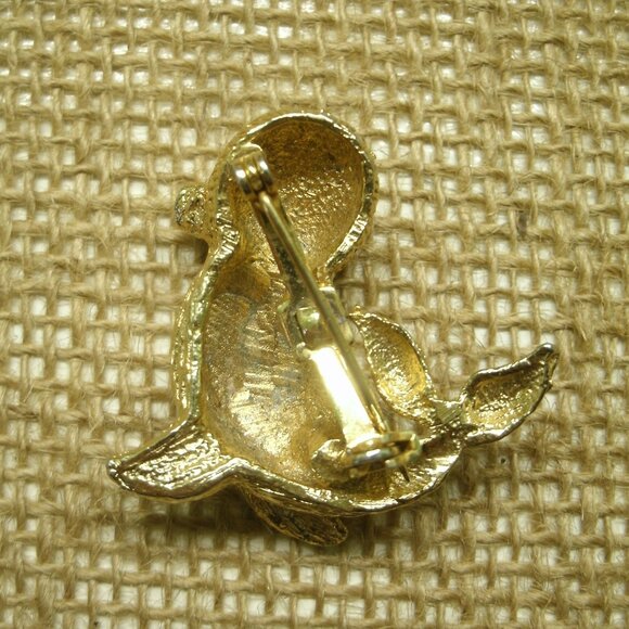 Vintage Goldtone Walrus Pin Brooch - Picture 2 of 14